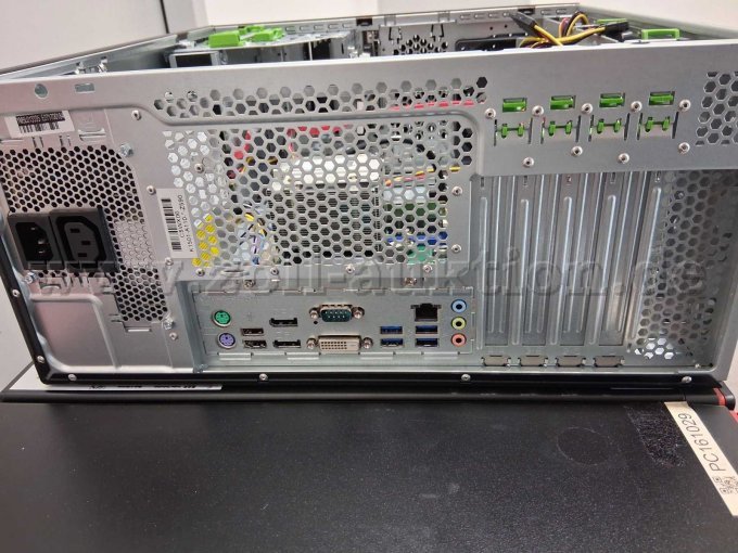 P956 Anschlüsse hinten