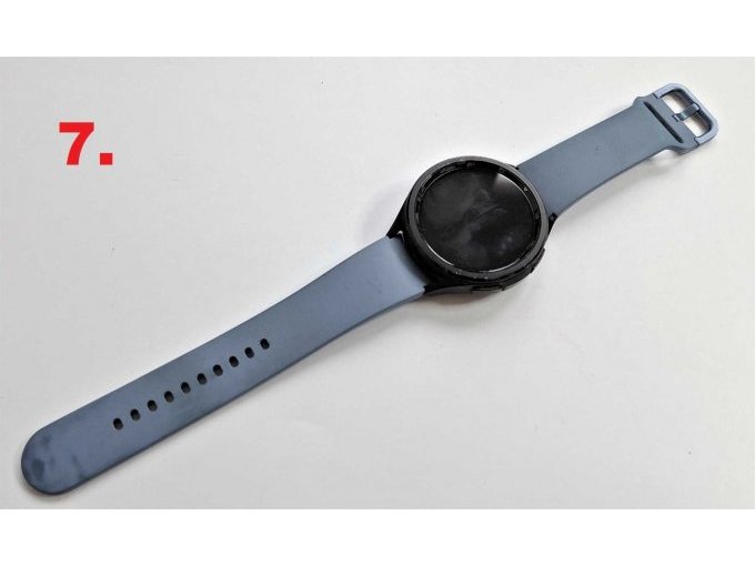 7. Samsung, Galaxy Watch6 Classic, Display