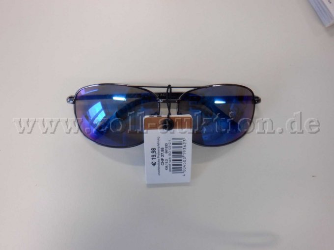 Sonnenbrille der Marke Route 66
Vorderansicht