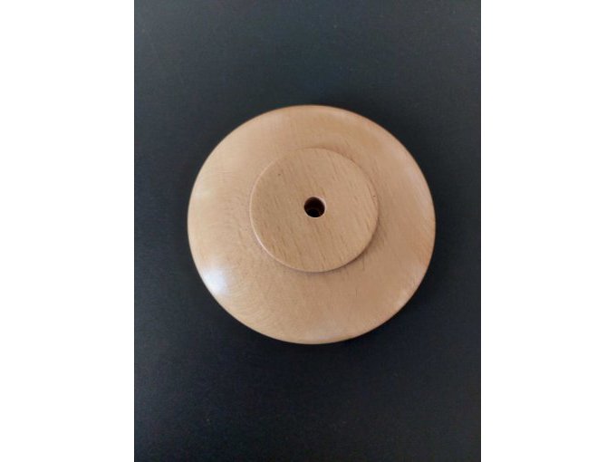 Stufenfuß aus Holz, Durchschnitt ca.11cm, Höhe ca.2,5cm