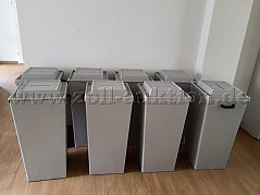 Wahlurnen von vorne