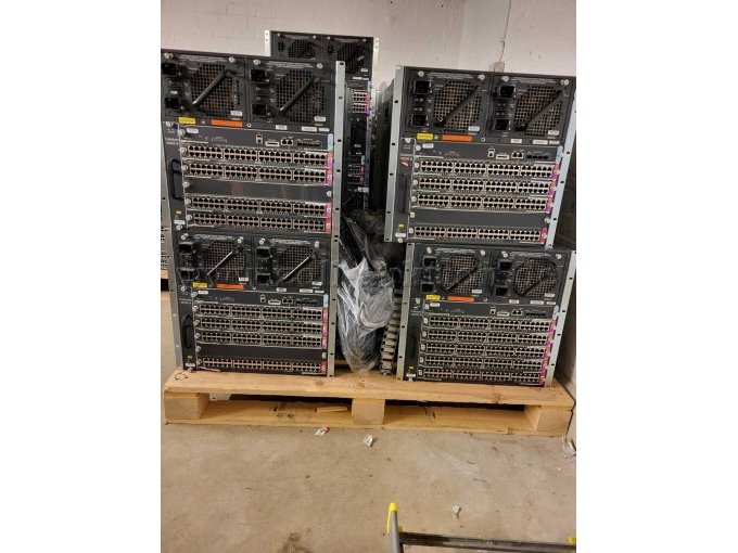 Ansicht von 4 Switchen