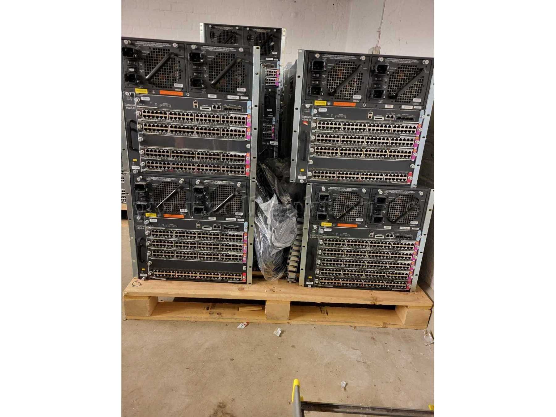 Ansicht von 4 Switchen