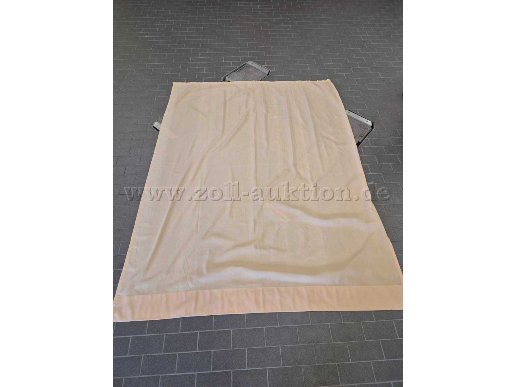 Frontansicht Gardine