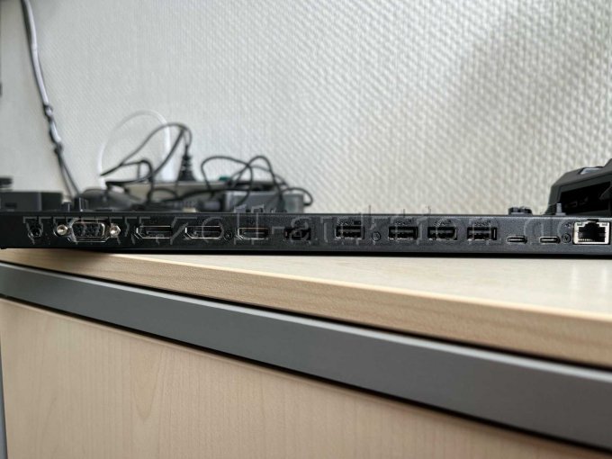 Beispielbild, Lenovo Dockingstation Ultra Dock, Rückansicht Anschlüsse