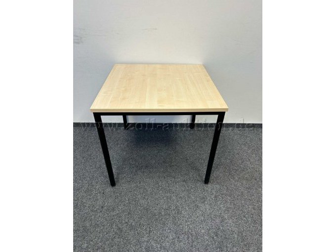 Beispielbild Besuchertisch der Fa. Assmann mit schwarzen Tischbeinen - Draufsicht