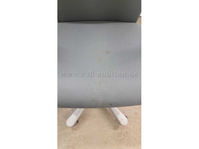 HAG-Bürodrehstuhl_Verschmutzungen