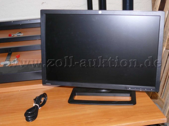 9 beeldschermen van HP, Fujitsu en LG, diverse modellen, allemaal 24 inch – foto 2 – kavel bij Zoll-Auktion, Erfurt