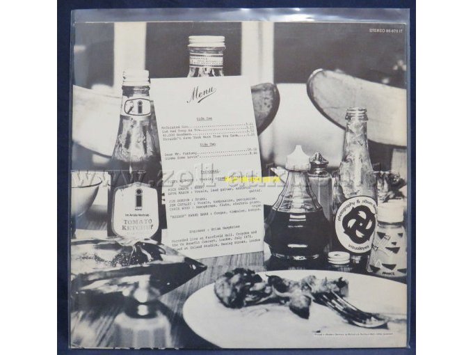 steve WINWOOD, jim CAPALDI, dave MASON, chris WOOD, rick GRECH, reebop KWAKU BAAH, jim GORDON  „Welcome tot he Canteen“