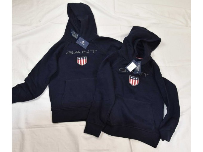 2 blaue Kapuzenshirts „Gant"